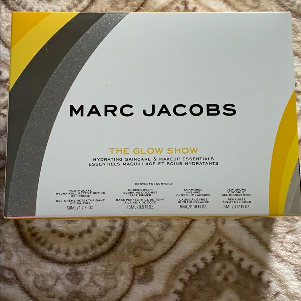 Marc Jacobs The Glow Show Kit